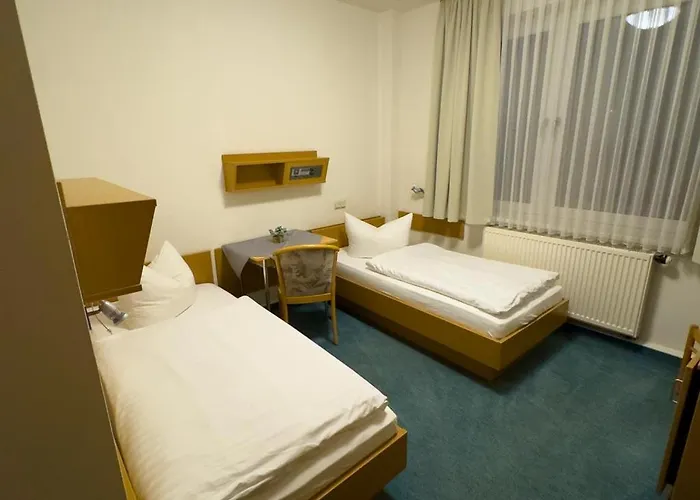 Zum Sportforum Hotell *